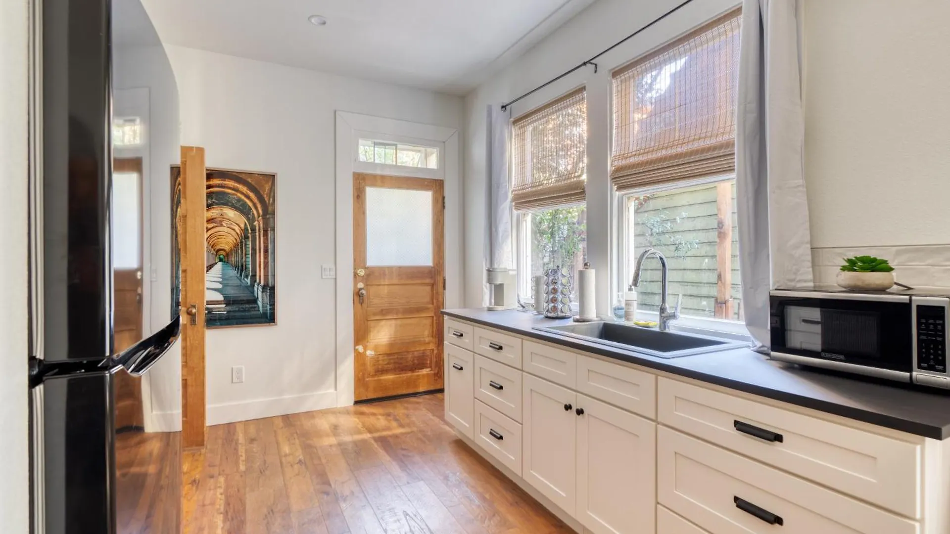 Apartment Stay Portland - The Etourdissante Suite - Forest Park & Local Eats